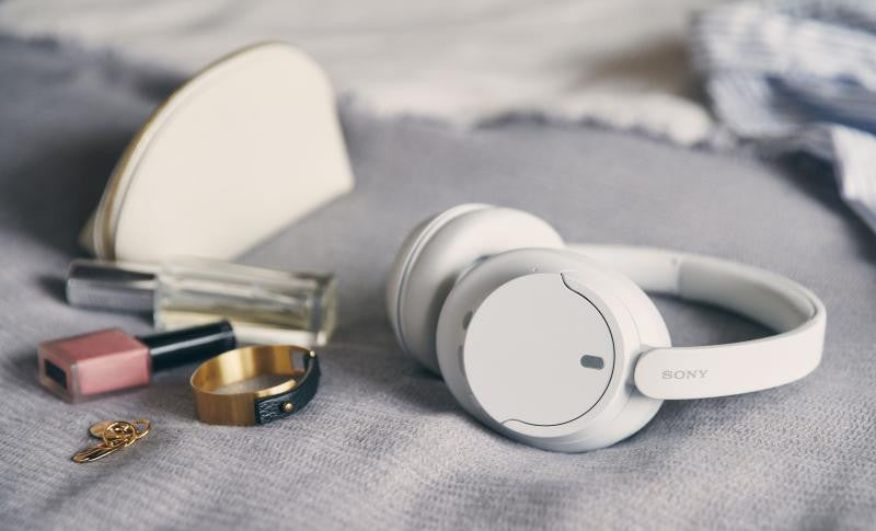 Sony WH-CH720N Bluetooth fejhallgató (BT 5.2, fehér)
