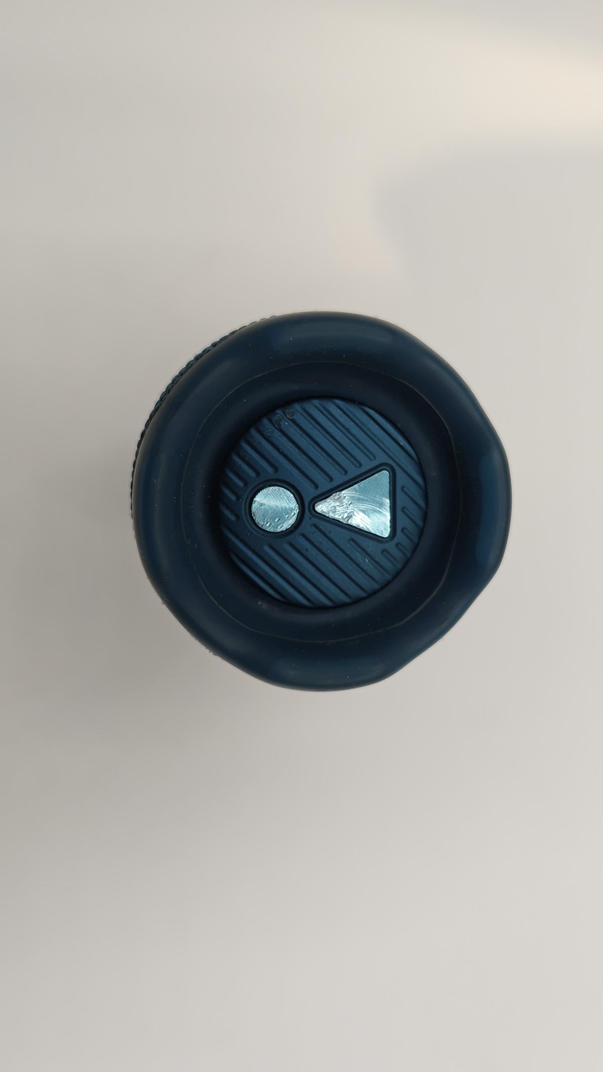 JBL Flip 7 hordozható Bluetooth hangszóró, vízálló (kék)