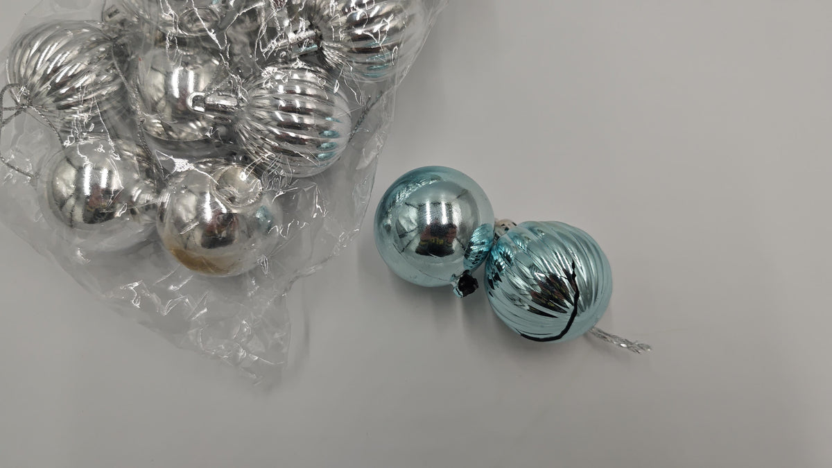 Mini műkarácsonyfa LED-es világítással, díszített asztali karácsonyfa, 60 cm