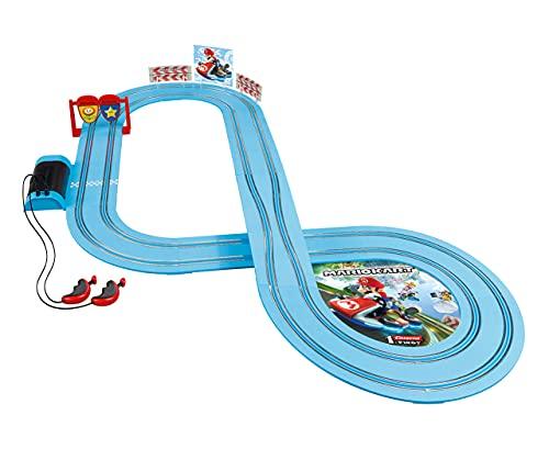 Carrera FIRST 20063028 Nintendo Mario Kart pályaszett, 2,9 m elektromos autóversenypálya kézi szabályozóval, 1:50