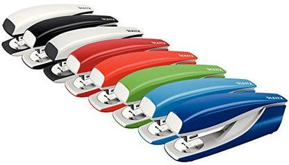 Leitz 55020035 ergonomikus fém tűzőgép kék, 30 lap