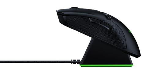 Razer Viper Ultimate töltőállomással - esports egér HyperSpeed vezeték nélküli