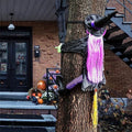 Light Up Crashing Witch, kültéri Halloween dekoráció LED-es, nagy méretű, világító