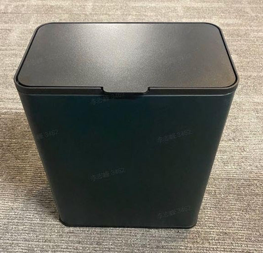 SONGMICS LTB810B01 konyhai szemetes, 8 L, acél, fedeles, ajtóra vagy falra