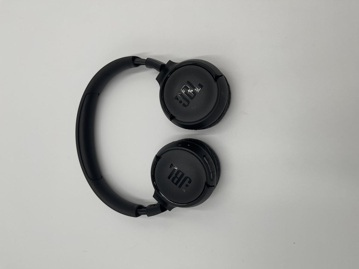 JBL Tune 510BT vezeték nélküli on-ear fejhallgató, Bluetooth 5.0, gyorstöltés, akár 40 óra üzemidő (fekete)